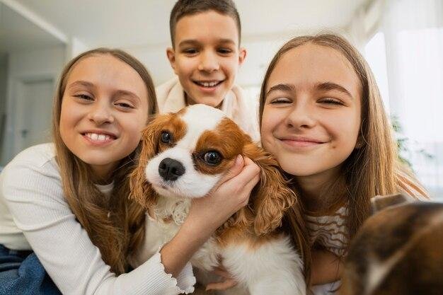 melhores raças de cães para famílias com crianças